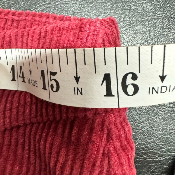 Almost Pink Corduroy Skirt - Picture 4 of 4